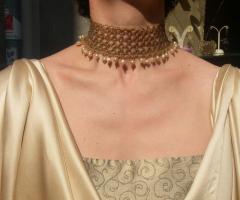 Collarino in microperle per la sposa