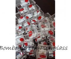 Scatoline in plexiglass 5x5x5
Arrediamoci, Si lo Voglio !