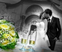 Annfoto Fotografia di stile - Amore tra giochi di colore e bianco e nero