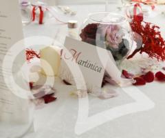 Segnatavolo per il ricevimento di matrimonio