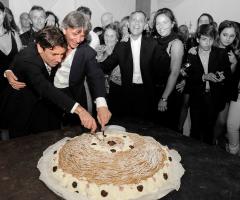 Il taglio della torta