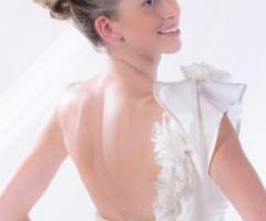 Abiti da sposa monospalla