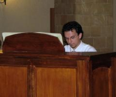 L'organista Marco Di Lenola - Duo Emozioni & Musica