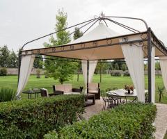 Allestimenti nel giardino panoramico