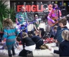 Emiglios - Intrattenimento musicale per grandi e piccini