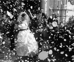 Lancio dei petali - I fiori di Giuli