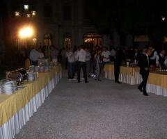 Cena niziale nel parco di Villa Ducale