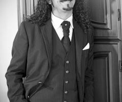 Sposo in attesa del felice momento - Photo Kami