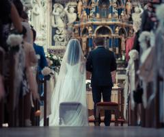 Fotografi di Matrimoni - Gli sposi all'altare