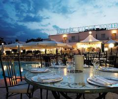 Matrimonio a bordo piscina a Chieti