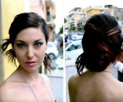 Trucco smokey eye e capelli raccolti