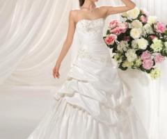 Abito da sposa realizzato dall'Atelier di Angelo Leoni