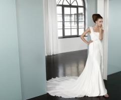 Vestito da sposa con strascico