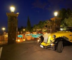 Hotel per ricevimenti nuziali: ingresso piscina