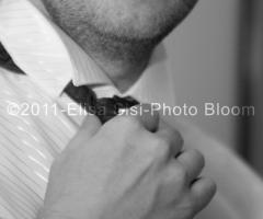 Bianco e nero, la preparazione dello sposo - Photo Bloom di Elisa Sisi