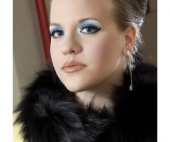 Trucco sposa sui toni del celeste