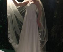 Abito da sposa con velo di Mauro Gala