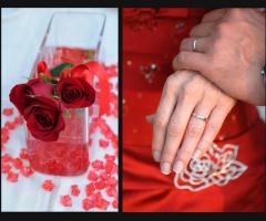 Mano sposi con fedi nuziali by Patrizia Zioni