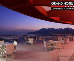 Terrazza panoramica del Gand Hotel Salerno