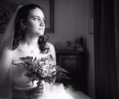 Emanuele Sorrentino PH - La sposa in casa in bianco e nero
