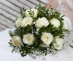 Le Rose di Zucchero Filato -Bouquet in bianco