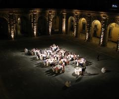 Cena al centro della corte di Palazzo Pitti - Biemmeservice