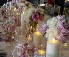 Fiori e candele per il matrimonio