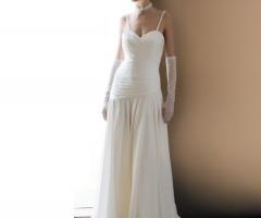 Abito da sposa stile sottoveste con gonna morbida in georgette