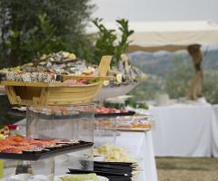 buffet in giardino