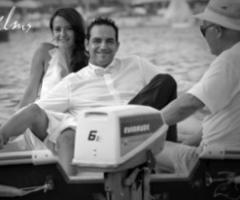 Foto degli sposi sulla barca