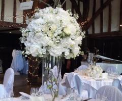 Total White - Victoria Queen Exclusive Wedding & Event