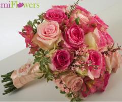 Bouquet di rose con cammeo