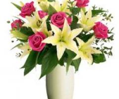 Lilium e rose by Maria's Fiorista