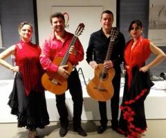 Show latino live - Duo chitarre flamenco con ballerine