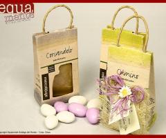 Spezie da commercio equosolidale da regalare agli invitati di nozze