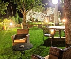 Il giardino illuminato della villa