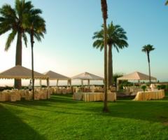 Ricevimento di nozze nel giardino pensile