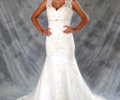 Abito da sposa con dettagli preziosi