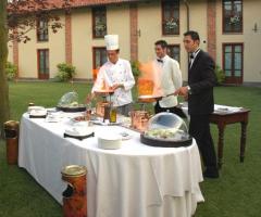 Preparazione degli antipasti per il matrimonio