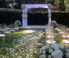 La cerimonia in loco presso Nuova Villa dei Cesari