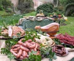 Buffet di salumi per il ricevimento di matrimonio