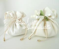 Sacchetti coulisse in raso bianco latte - Confetti e Fiocchetti