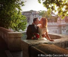 Il Fotografo di Riccardo Cecconi - Il bacio degli sposi con vista panoramica