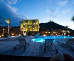 Resort Acropoli di notte per il matrimonio
