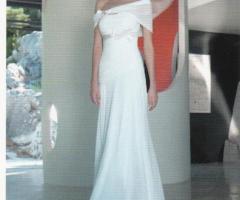 Abito da sposa con stola e fascia in vita - Valentini Spose