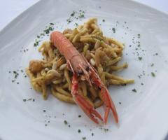 New Team Banqueting - Trofie con ragù di scampi