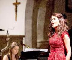 Sara soprano lirico - Musica per la cerimonia in chiesa