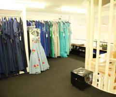 Laura Romagnoli Atelier - Il reparto degli abiti lunghi