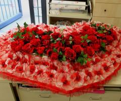 Masi Carta di Paolo Masi - Composizione a cuore con sacchettini