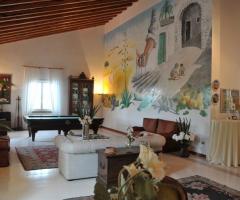 Sala interna della villa per il matrimonio